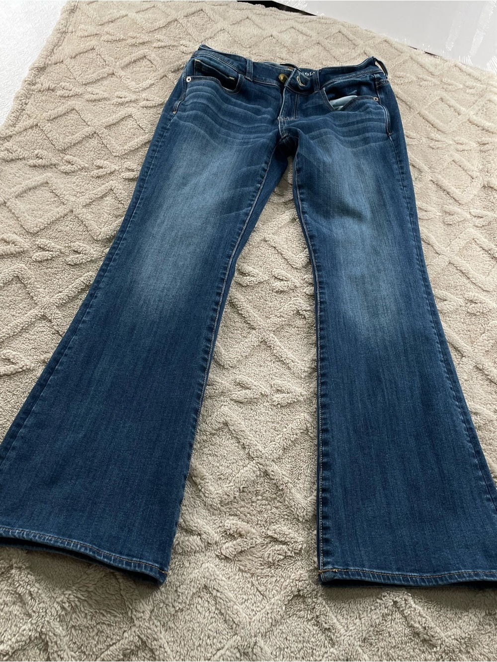 American Eagle Outfitters Dark Blue Flare Jeans Sz 6 Short  Style: Kick Boot
